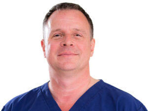RCVS FELLOW MARK OWEN JOINS CAVE VETERINARY SPECIALISTS